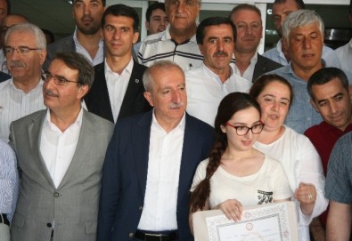 AK Parti Milletvekili Orhan Miroğlu Mazbatasını Aldı