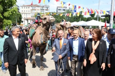 Anadolu'dan Balkanlara 'Bereket Konvoyu' Yola Çıktı