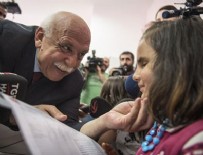 Bakan Avcı'dan görme engelli öğrencilere karne