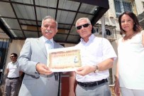 HASAN KARABAĞ - Başkan Karabağ'a Mezun Olduğu Okulda Büyük Sürpriz