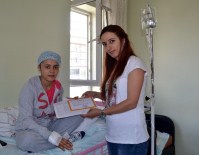 TUNCAY AKKOYUN - Hastalığı Egitimini Aksatmadı, Takdir Aldı