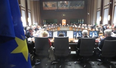 IŞİD Ve Ukrayna Krizinde Avrupa'nın Tavrı Netleşiyor