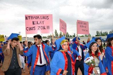 Kırıkkale Üniversitesinde Mezuniyet Töreni