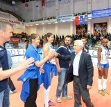 ALI KARAMıK - Nilüfer Belediyesporlu Ecem Çırpan, Türkiye Güzeli Seçildi