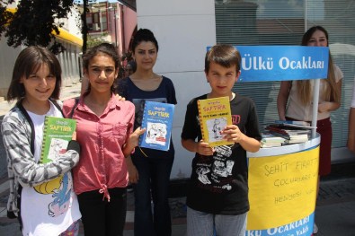 Öğrencilerin Karne Heyecanı