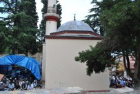 ALI BAL - Osmanlı'nın İlk Mescidinde 200'Üncü Cuma Namazı