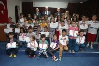 Satranç Kursu Sertifikalarını Başkan Kurt Verdi