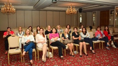 Soroptimistler, 'Kadın Haklarına Farkındalık' İçin Toplandı