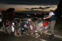 Afyonkarahisar'da Trafik Kazası Açıklaması 2 Ağır Yaralı