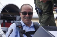 YER ÇEKİMİ - Gürkan, Planör Kursuna Katılan Kursiyerleri Ziyaret Etti