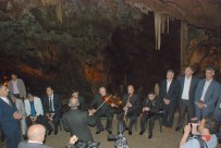 KLASİK TÜRK MÜZİĞİ - Mağarada Klasik Müzik Konseri