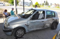 Manavgat'ta Trafik Kazası Açıklaması 1 Yaralı