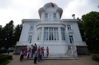 AYASOFYA MÜZESI - Trabzon'da Tarihi Mekanlara Turist İlgisi