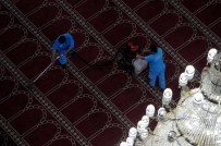 ISPARTA BELEDİYESİ - Camiler Gül Suyu İle Yıkandı