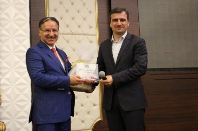 Prof. Dr. Mustafa Karataş, Akçakoca Halkıyla Bir Araya Geldi