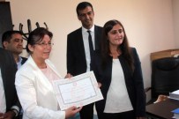 LEYLA ZANA - Ağrı Milletvekilleri Mazbatalarını Aldı