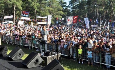 Karagöz Kültür Şöleni'ne 55 Bin Kişi Katıldı