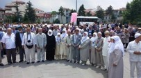 KUTSAL TOPRAKLAR - Bozüyük'te Ramazan Umrecileri Kutsal Topraklara Uğurlandı