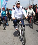 Erdoğan Bisikletini O Kulübe Hediye Etti