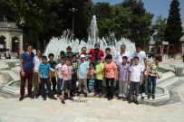 ÇOCUK İFTARI - Eyüp'te Ramazan Ayında Çocuklar Unutulmadı
