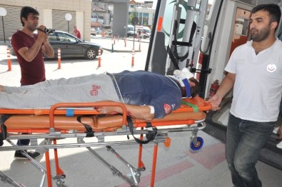 İnegöl'de 2 Ayrı Motosiklet Kazası Açıklaması 2 Yaralı
