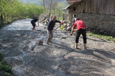 Kumru'da 1 Yılda 10 Km Beton Yol