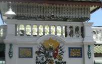 HALIFE - TİKA, Osmanlı Armalı Uthit Camii'ni Yeniliyor