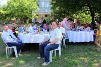 İSMAİL KARAKULLUKÇU - Ahmediye Mahallesi'nde Yılsonu Sergisi Açıldı