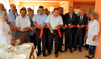 Aşçılık Kursu Öğrencilerine Modern Mutfak