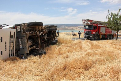 Kahramanmaraş'ta Beton Mikseri Devrildi Açıklaması 2 Yaralı