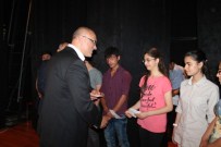 YUNUS FATİH KADİROĞLU - Takdir Alan 282 Öğrenciye 100'Er TL Ödül