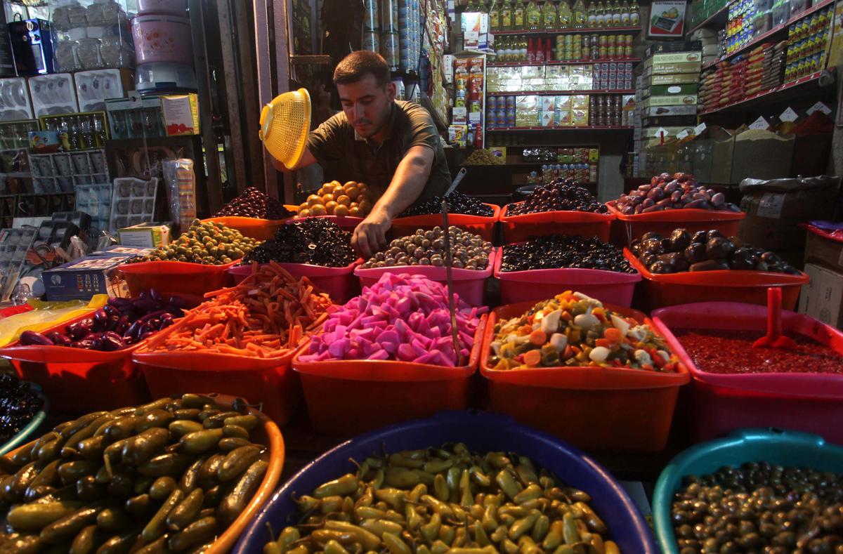 Gazze esnafı Ramazan ayından umutlu