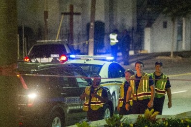 ABD'de Kiliseye Ateş Açan Beyaz Saldırgan 9 Kişiyi Öldürdü