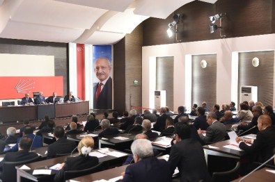 İl Başkanları İle Görüştü