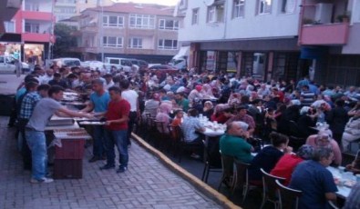 İstanbul Devrekliler Derneği'nden İftar Programı