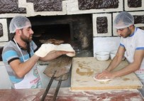 Siirt'te İlk Ramazan Pidesi Çıktı