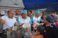 CUMA ÖZDEMIR - Başkan Kara, İlk İftarını Çadırda Açtı