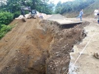 BOLAMAN - Fatsa Belediyesi'nin Yol Çalışması Devam Ediyor