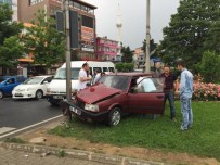 Fatsa'da Trafik Kazası Açıklaması 1 Yaralı