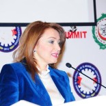 İŞ KADINI - İş Dünyası; 9. Cumhurbaşkanı Süleyman Demirel'in Cenaze Törenine Nezaket Emine Atasoy Başkanlığında Tam Kadro Katıldı