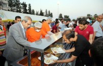 SAHUR YEMEĞİ - Ramazan'ın İlk İftarında Haliliye Belediyesi'nin Sofrasında Buluşuldu