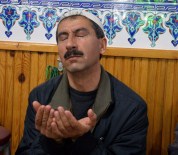 BERAT KANDILI - Berat Kandilinde Kırka'daki Camiler Doldu Taştı