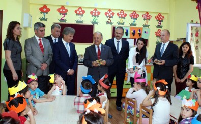 Kırıkkale'de Öğrencilere 'Okul Üzümü' Dağıtıldı