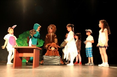 Çocuk Tiyatroculardan Drama Oyunu