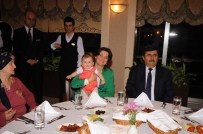 KADIR ER - Vali Öz'den Anlamlı İftar