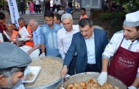 İFTAR ÇADIRI - Başkar Gürkan, İftar Çadırı'nda Vatandaşlarla Bir Araya Geldi