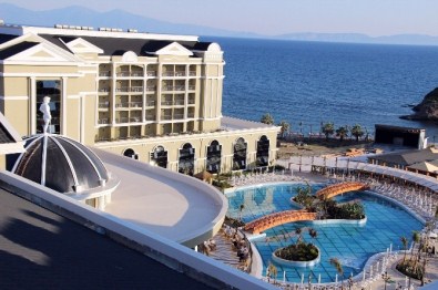 İzmir'in Yeni Gözdesi Sunıs Efes Royal Palace Resort & SPA Açıldı
