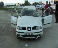 Köpeğe Çarpan Otomobil Takla Attı Açıklaması 5 Yaralı