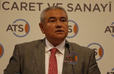 Başkan Çetin'den Cumhuriyet Meydanı Tepkisi