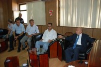 DİYARBAKIR BÜYÜKŞEHİR BELEDİYESPOR - Özdemir, Diyarbakır Büyükşehir Belediye Spor Yöneticilerini Ziyaret Etti